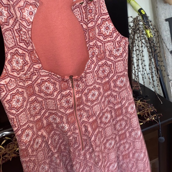 Gorgeous Pink Dress - Picture 2 of 3